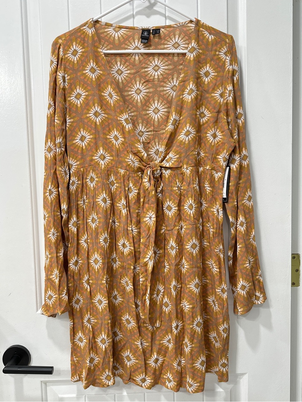 NWT Volcom Mustard Floral Star Dreamer Dress - Picture 2 of 9